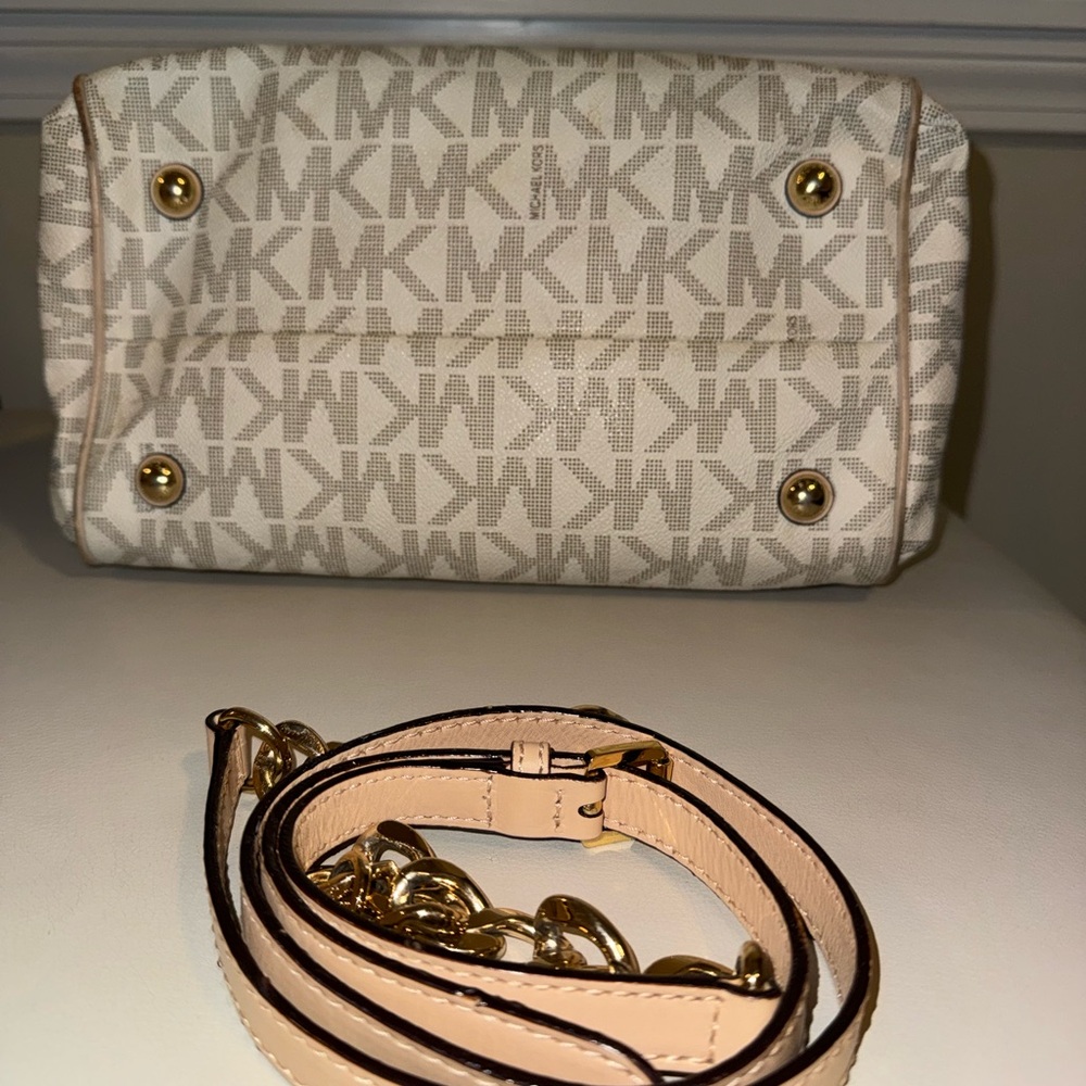 Michael Kors Beige and Gold Satchel - Picture 8 of 10